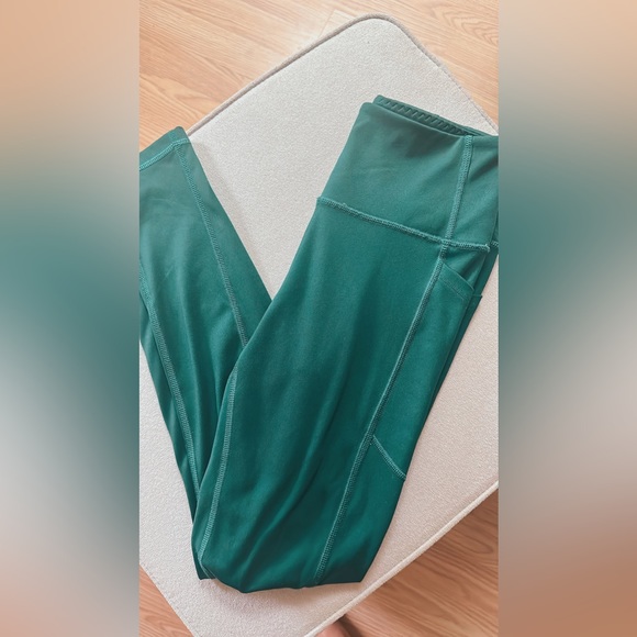 Victoria’s secret leggings - Picture 1 of 3